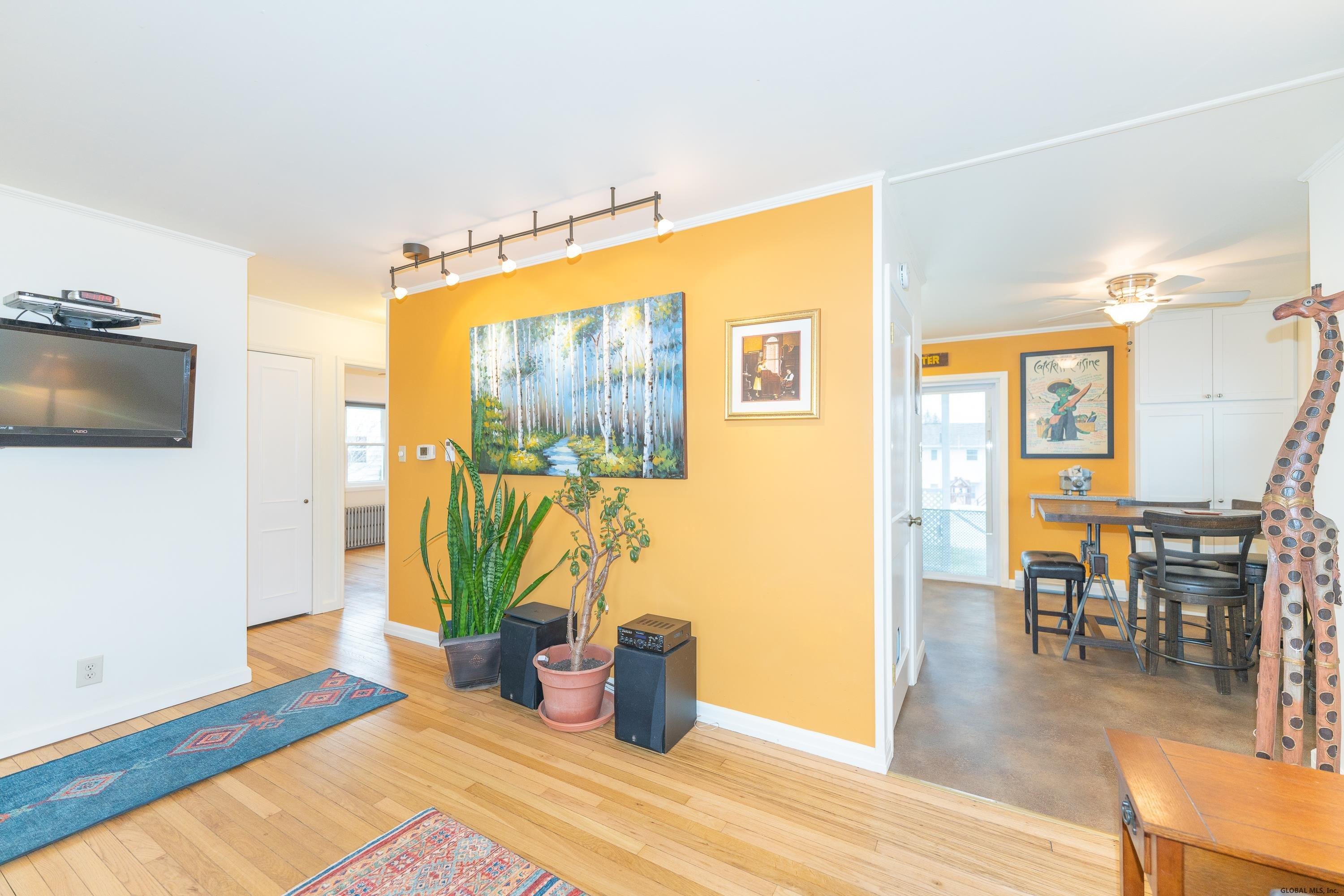 13 Woodrow Road Amsterdam, NY 12010 - Photo 10 of 57 Photo 10