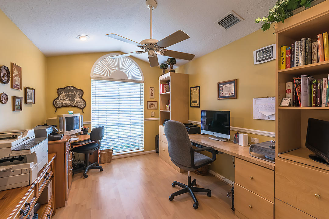 4259 Fox Trace Road Boynton Beach, FL 33436 - Photo 18 of 31 4259-FOX-TRACE-017