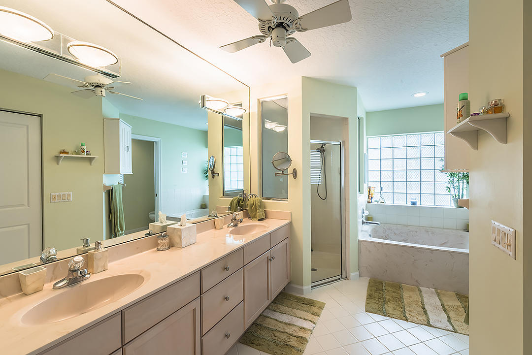 4259 Fox Trace Road Boynton Beach, FL 33436 - Photo 20 of 31 4259-FOX-TRACE-019