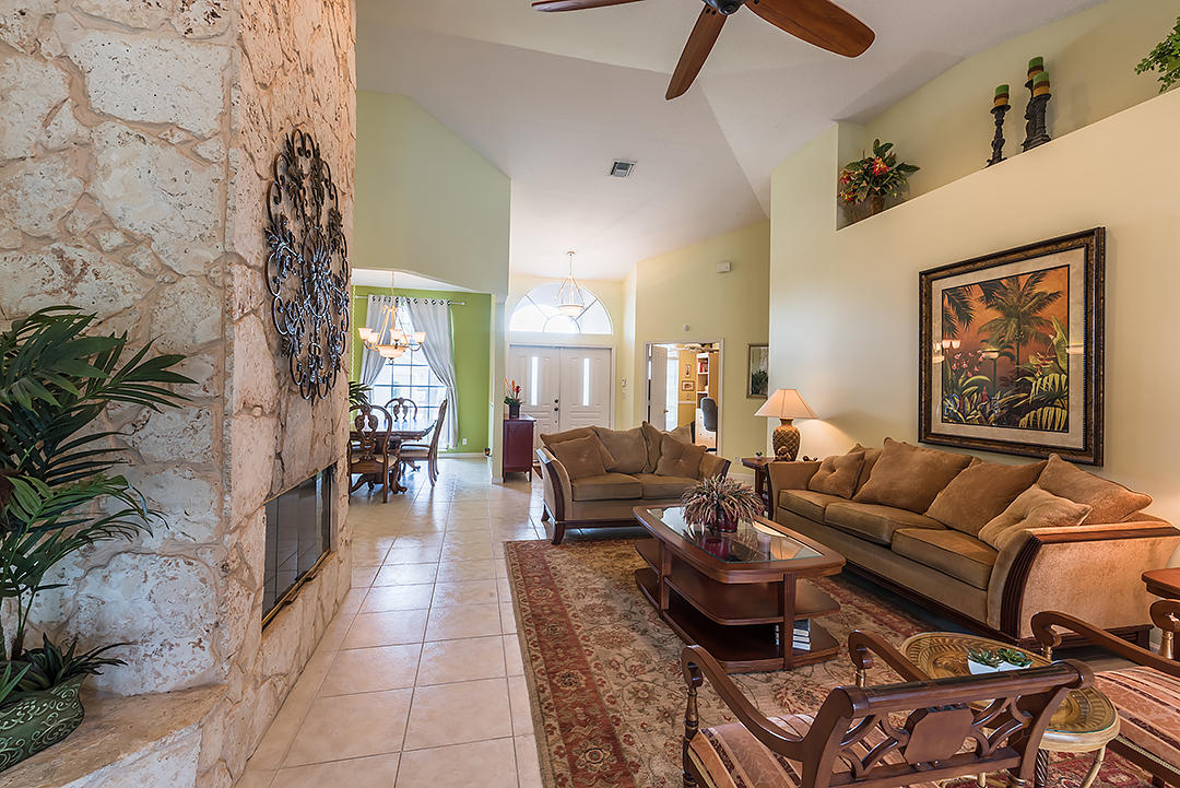 4259 Fox Trace Road Boynton Beach, FL 33436 - Photo 5 of 31 4259-FOX-TRACE-004