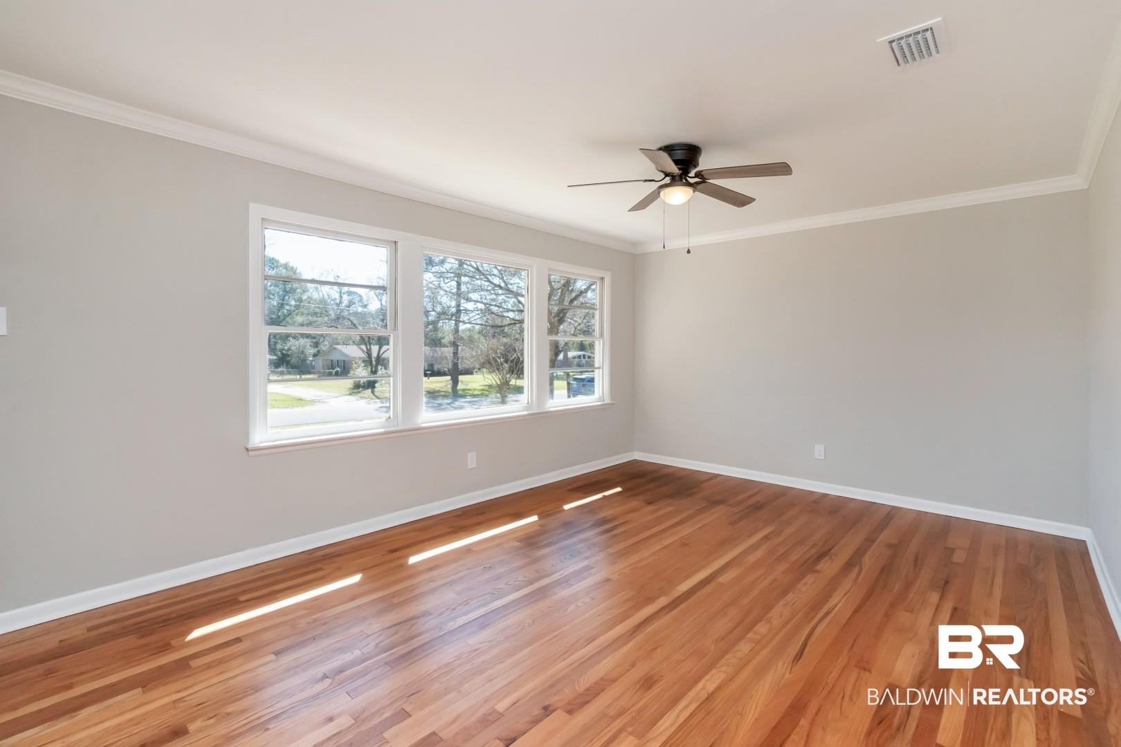 4302 Shan Drive East Mobile, AL 36693 - Photo 4 of 31 Gallery Image 4