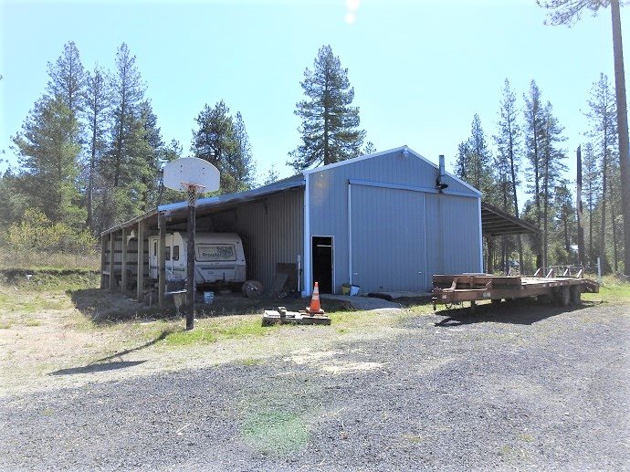 32316 North Hardesty Road Chattaroy, WA 99003 - Photo 2 of 15