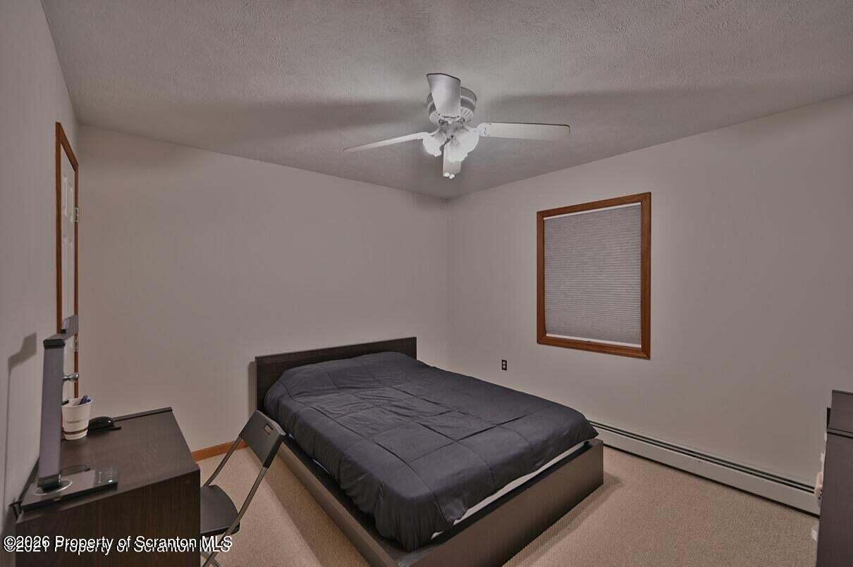93 Bender Road Gouldsboro, PA 18424 - Photo 4 of 11 93 BENDER BEDROOM 2