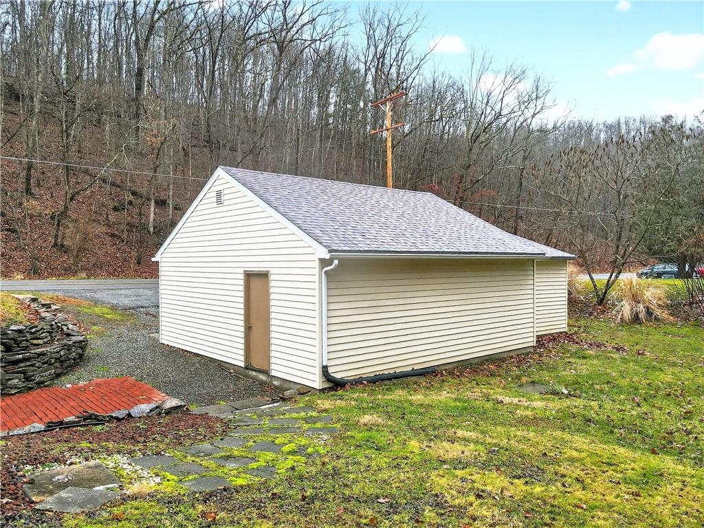 1550 Days Run Road Tarentum, PA 15084 - Photo 40 of 48
