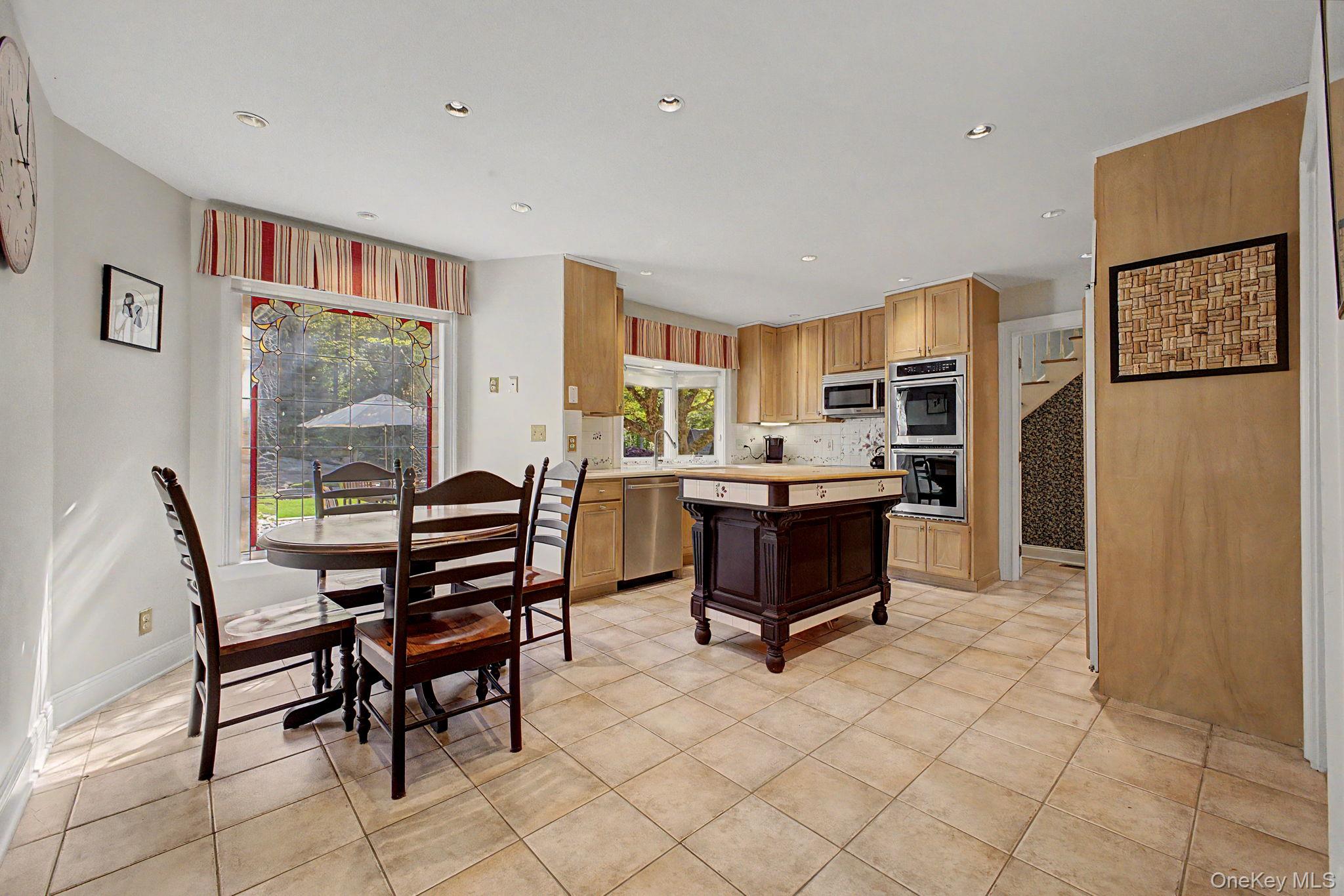80 Hack Green Road Pound Ridge, NY 10576 - Photo 18 of 50 Eat-in Kitchen