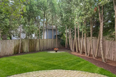 $899,000 | 565 Ryan Place, Lake Forest, IL 60045