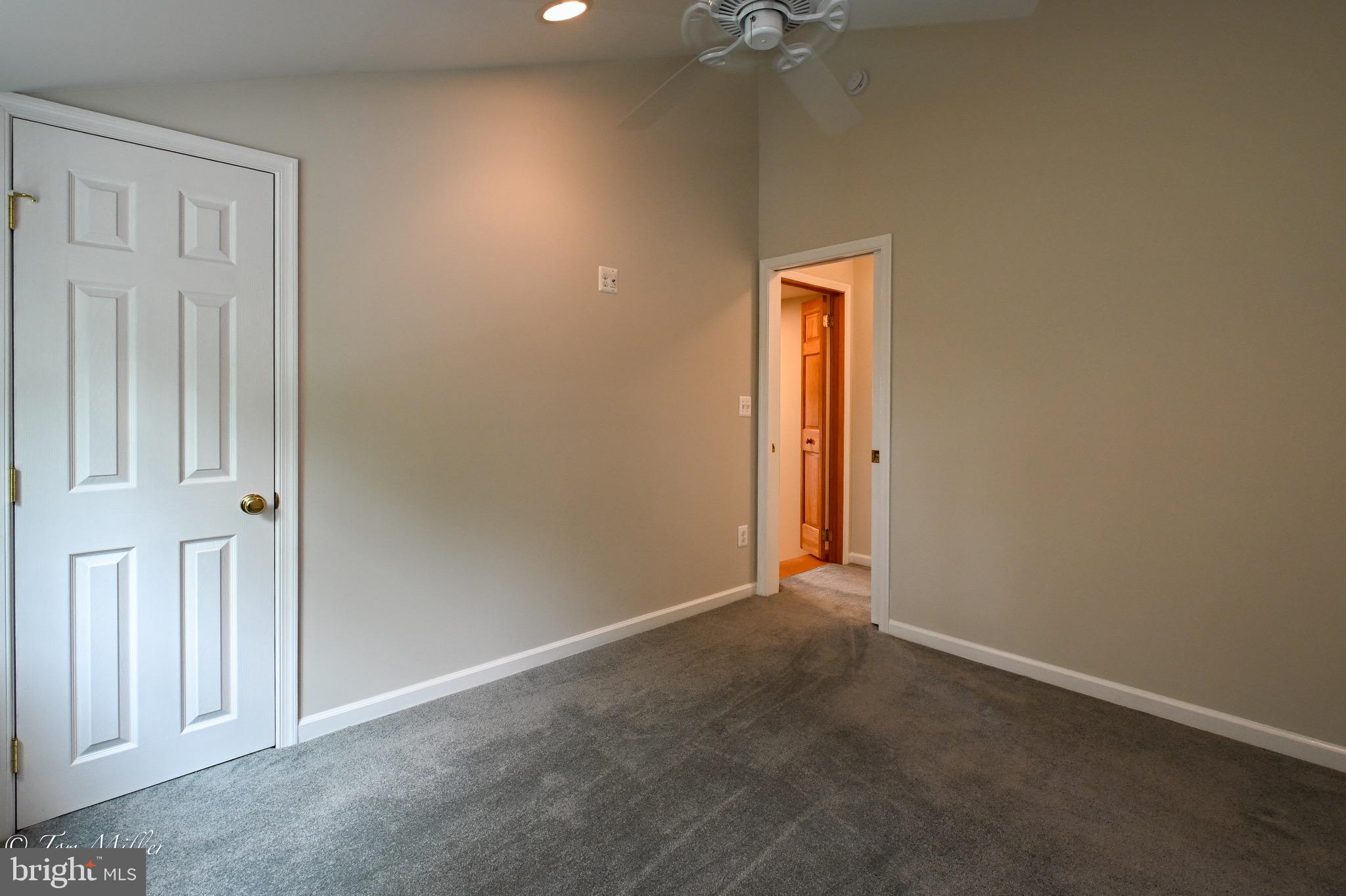 1135 Beech Drive Baltimore, MD 21220 - Photo 36 of 53 an empty room that has a window