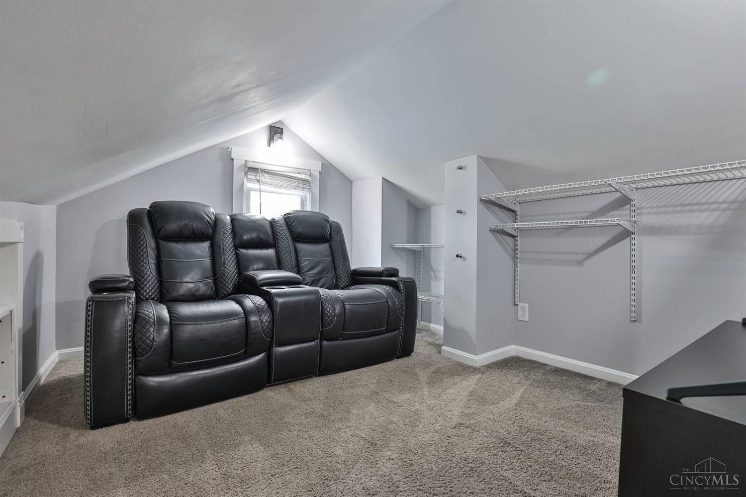 4555 Buxton Road Cincinnati, OH 45242 - Photo 18 of 25 Gallery Image 18