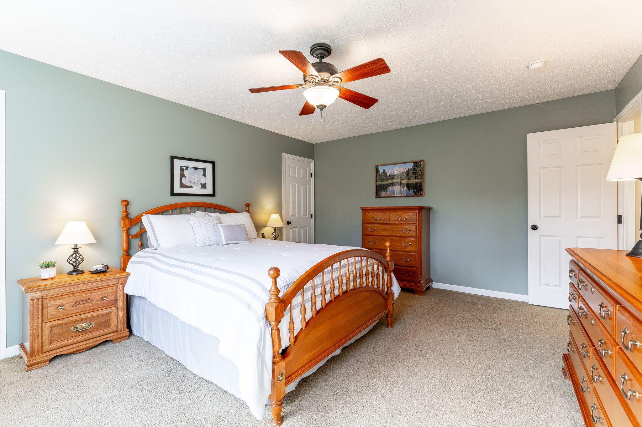 7995 Rodebaugh Road Reynoldsburg, OH 43068 - Photo 22 of 67 1st Flr Primary Suite