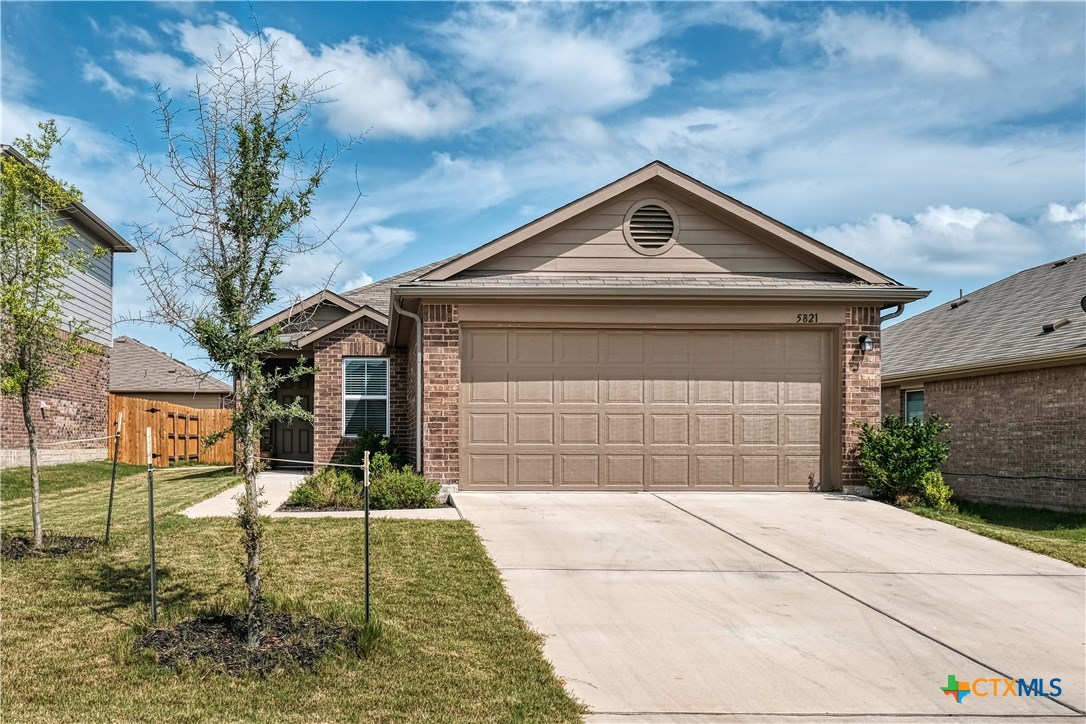 5821 Roderick Drive Austin, TX 78724 - Photo 1 of 20