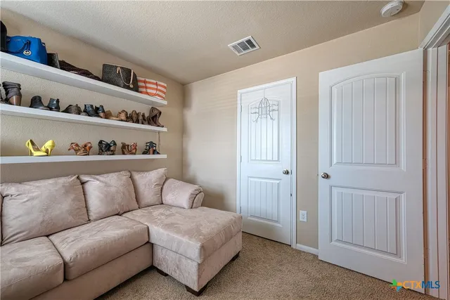 $1,595 | 5821 Roderick Drive, Austin, TX 78724