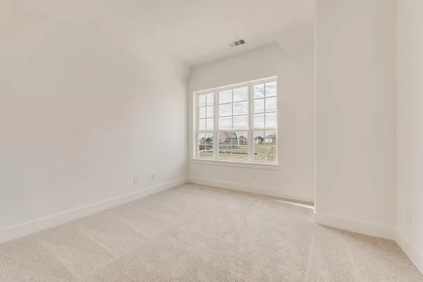 $648,585 | 211 Golden Run Drive, Fate, TX 75189