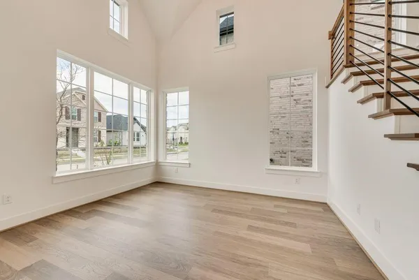 $648,585 | 211 Golden Run Drive, Fate, TX 75189