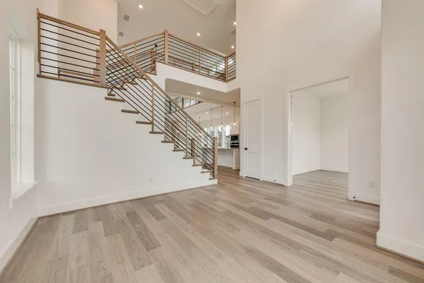 $648,585 | 211 Golden Run Drive, Fate, TX 75189