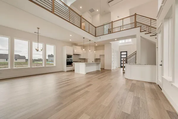 $648,585 | 211 Golden Run Drive, Fate, TX 75189