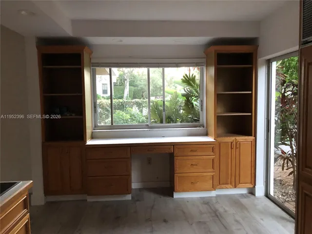 $2,900,000 | Tropical Isle Homes, Key Biscayne, FL 33149