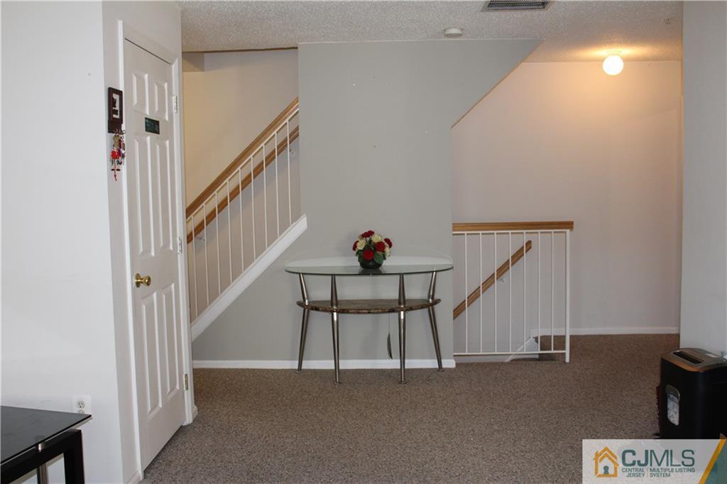 85 Inverness Drive, Unit 85 Edison, NJ 08820 - Photo 2 of 17 Gallery Image 2
