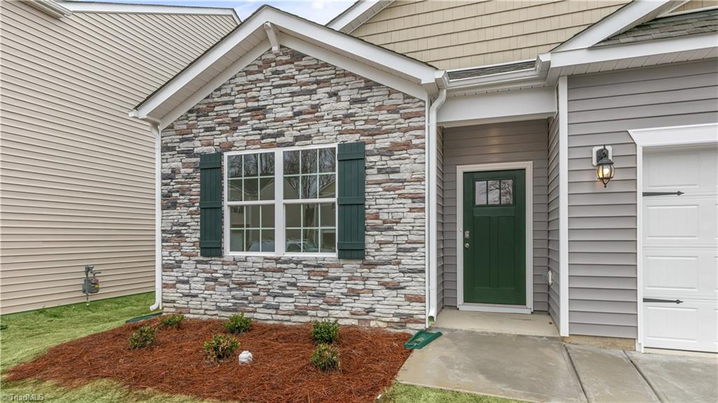 5113 Reedy Fork School Road Greensboro, NC 27405 - Photo 4 of 28 *Photos are of model home and are for representational purposes only.
