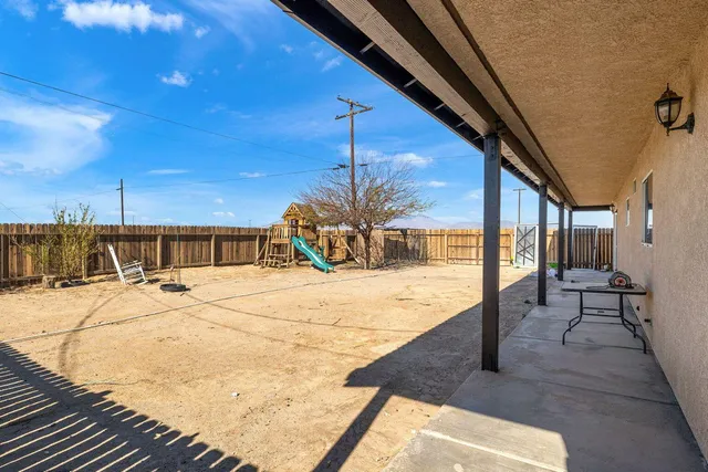 $325,000 | 1967 Sterling Avenue, Thermal, CA 92274