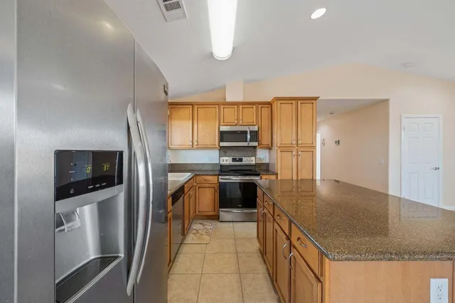 $325,000 | 1967 Sterling Avenue, Thermal, CA 92274