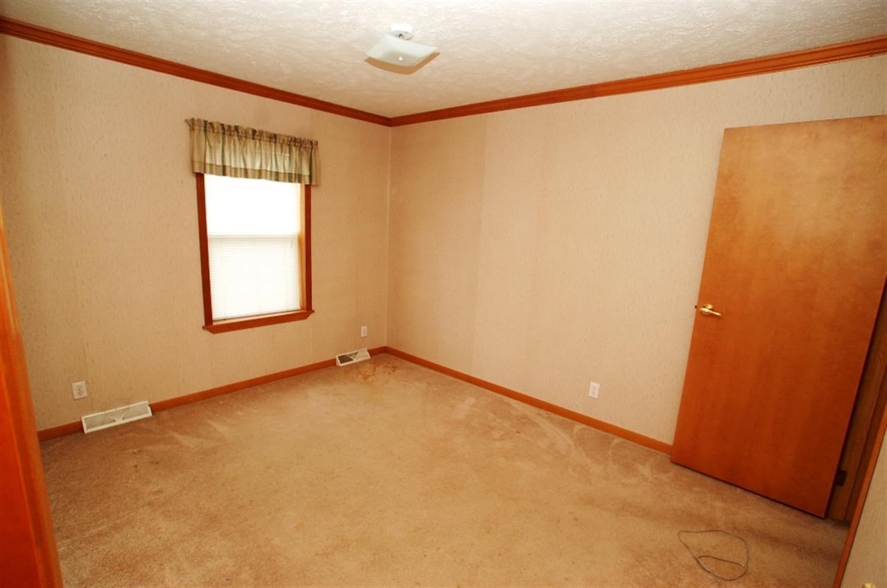 4958 Gilmore Road Frankfort, IN 46041 - Photo 7 of 16 Gallery Image 7