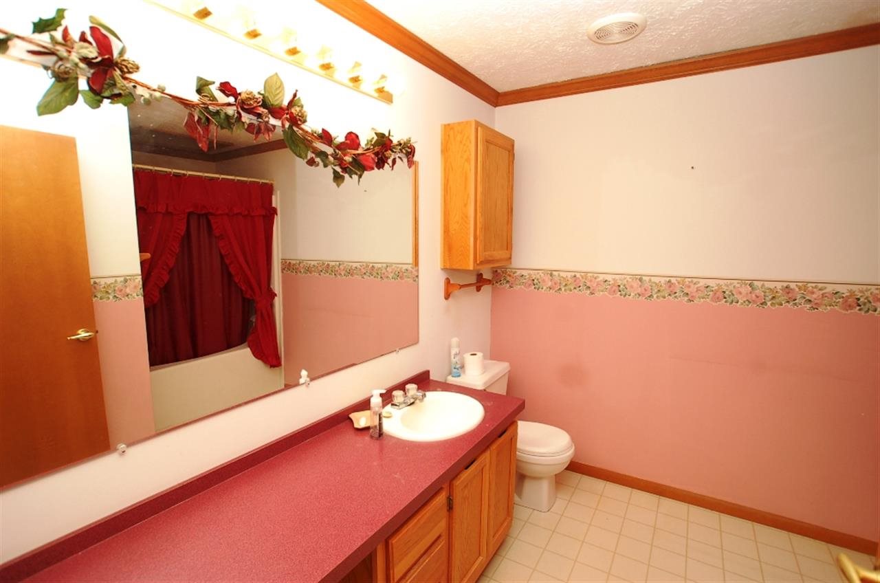 4958 Gilmore Road Frankfort, IN 46041 - Photo 10 of 16 Gallery Image 10