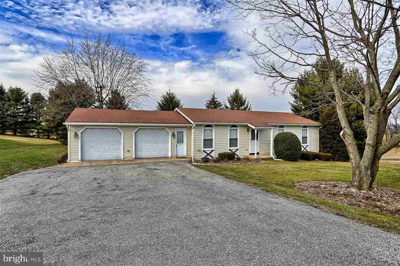555 Winterstown Road Red Lion, PA 17356 - Photo 2 of 30