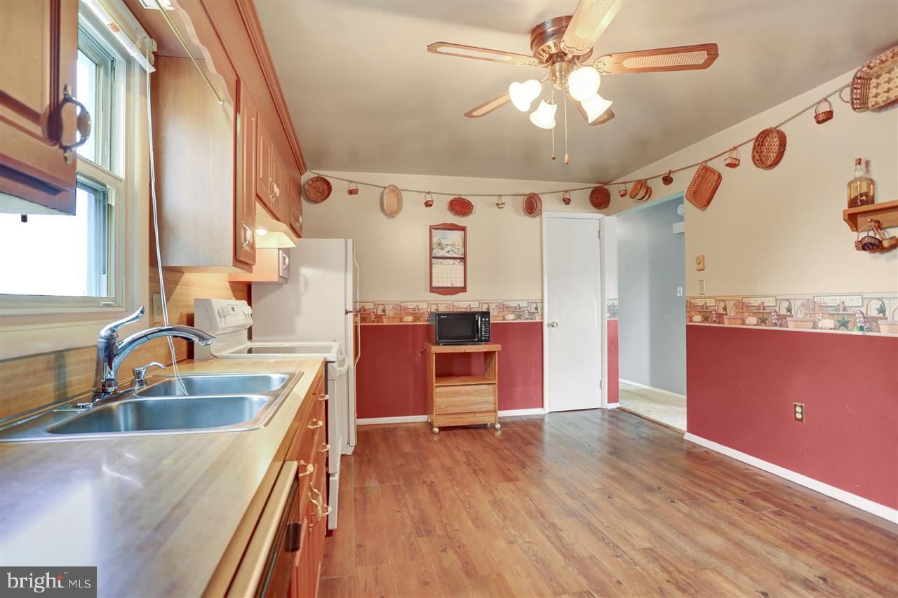 555 Winterstown Road Red Lion, PA 17356 - Photo 9 of 30