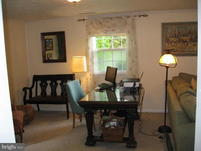 19113 Bloomfield Road Olney, MD 20832 - Photo 5 of 20 Family Room #3