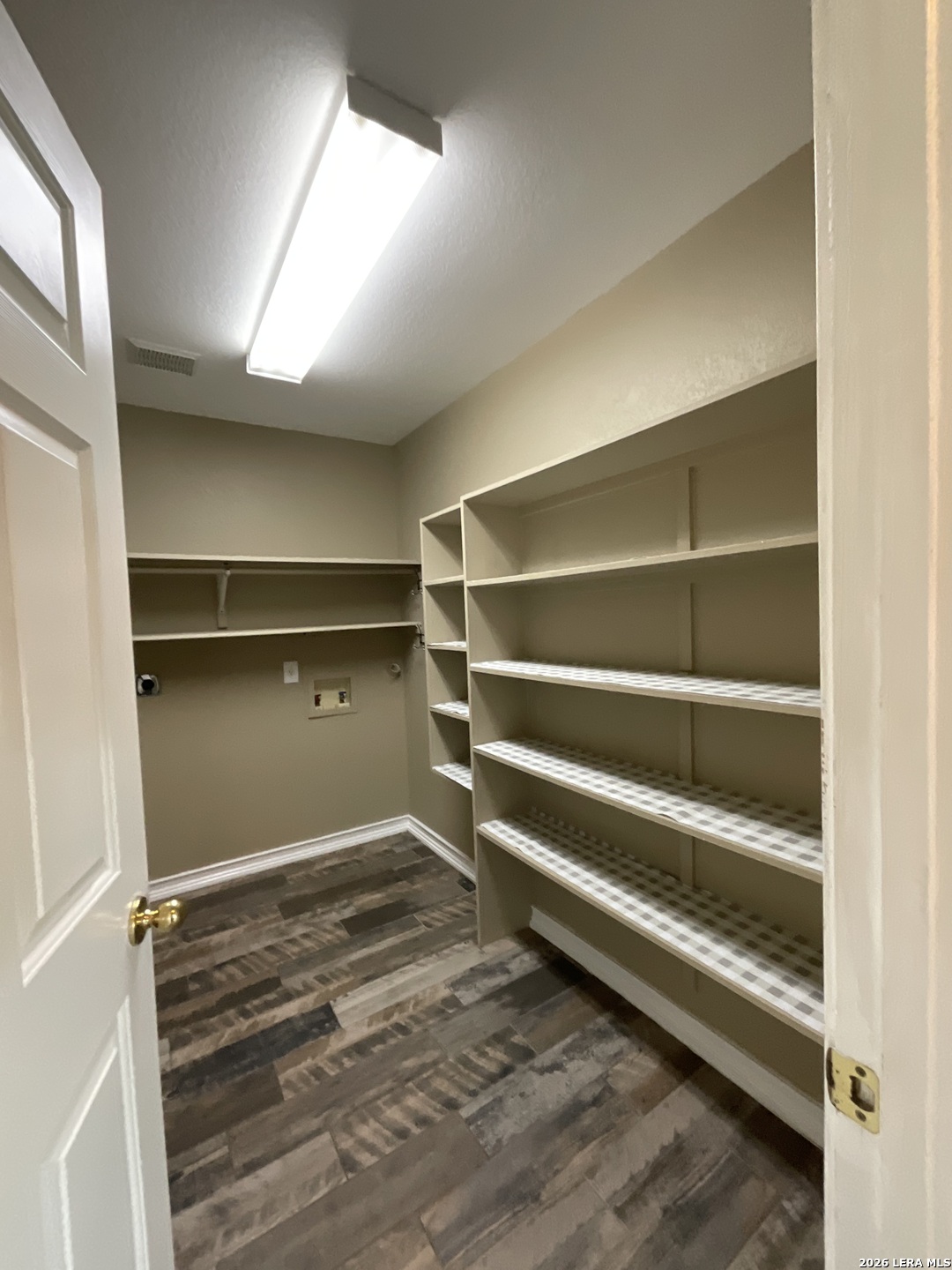 12010 Del Rio San Antonio, TX 78245 - Photo 21 of 44