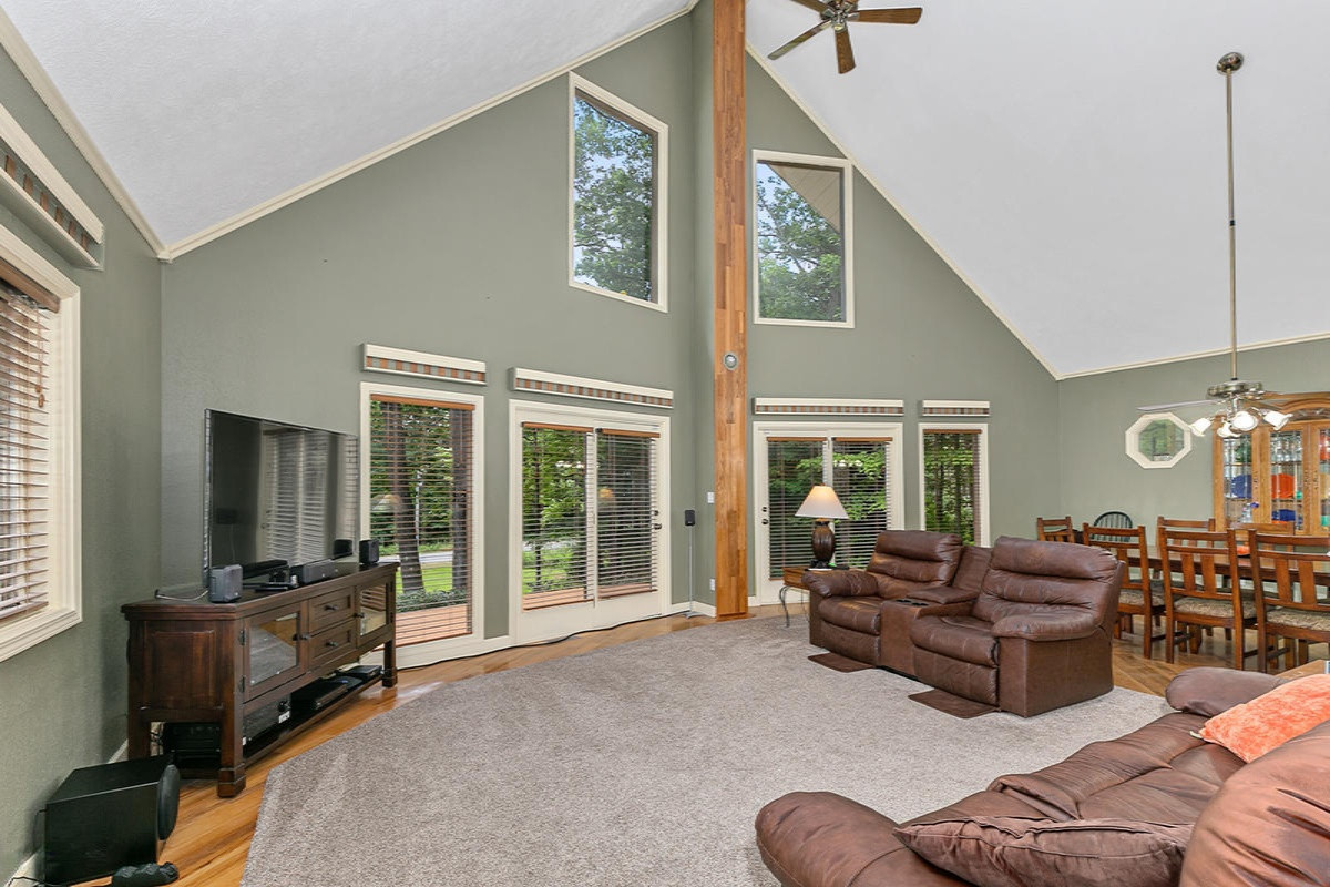 23050 Kendaville Road Pierson, MI 49339 - Photo 5 of 24 IMG_1004
