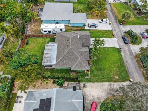 $785,000 | 9275 Southeast Mercury Street, Hobe Sound, FL 33455