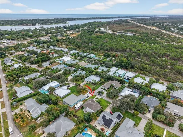 $785,000 | 9275 Southeast Mercury Street, Hobe Sound, FL 33455