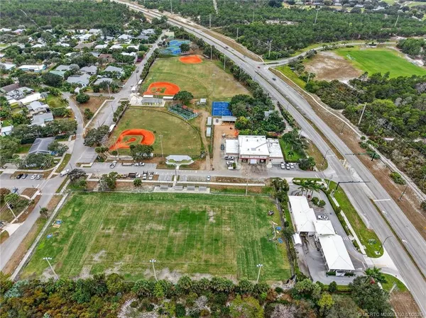 $785,000 | 9275 Southeast Mercury Street, Hobe Sound, FL 33455