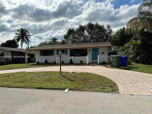 $2,899 | 7880 Northwest 11th Street, Pembroke Pines, FL 33024