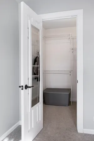 $279,000 | 136 Wolcott Court, Unit N1, Schaumburg, IL 60193