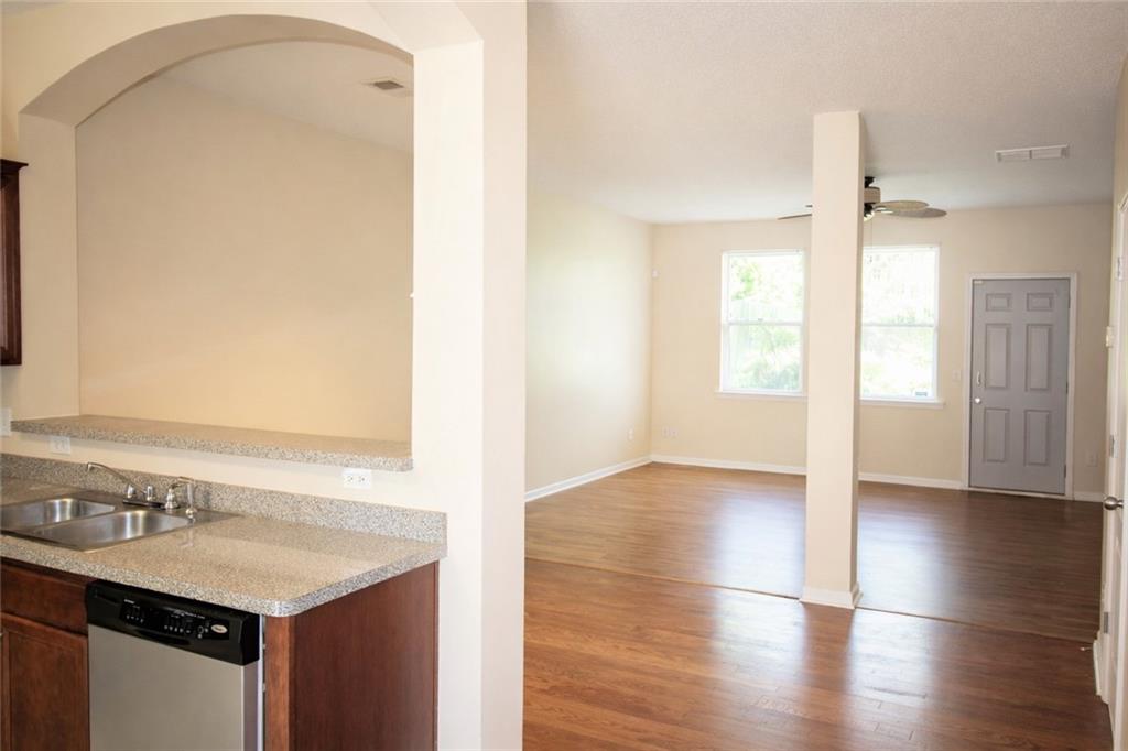 1402 Bayrose Circle, Unit 2B East Point, GA 30344 - Photo 2 of 15