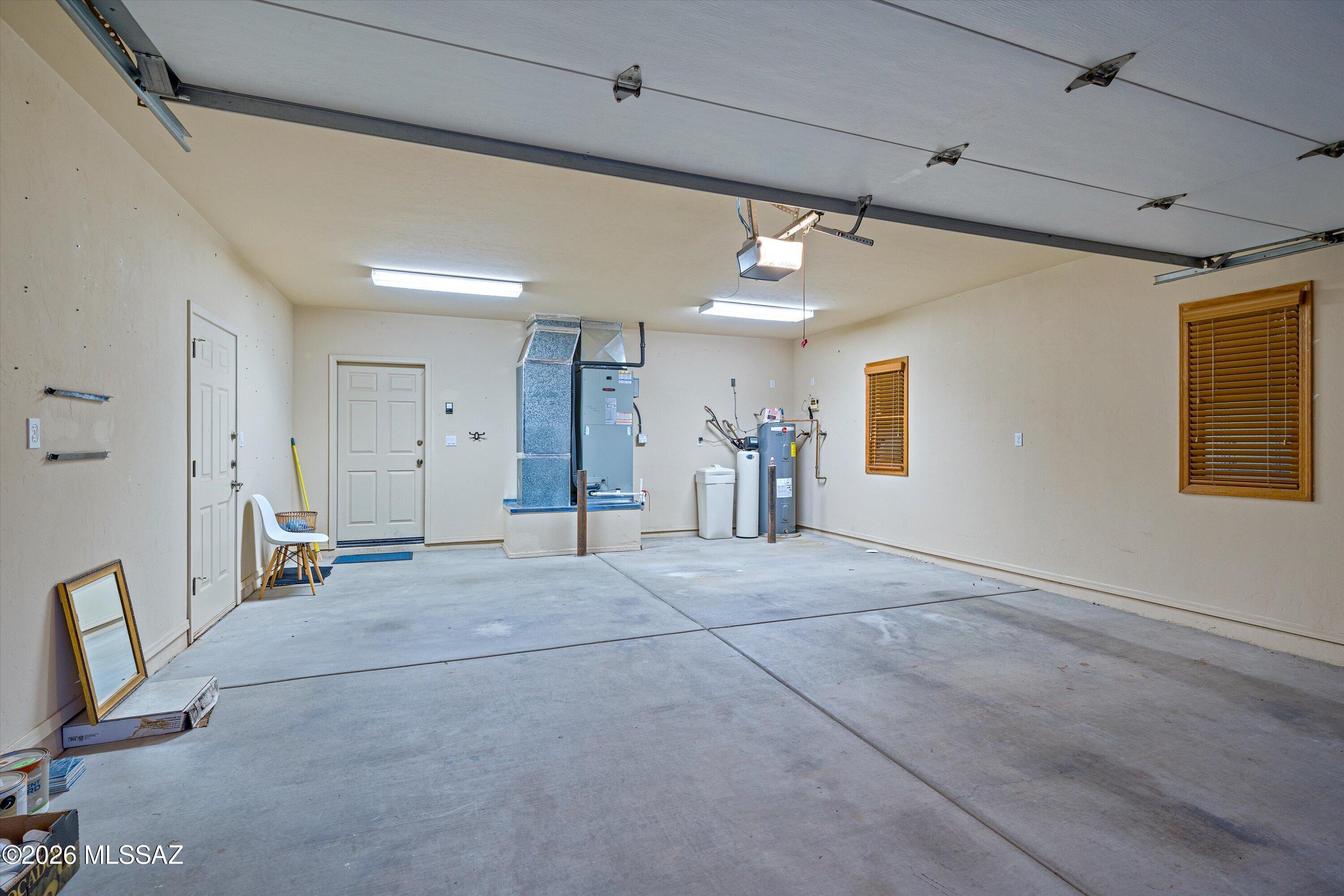 240 Sharon Road Vail, AZ 85641 - Photo 42 of 43 Extended length garage
