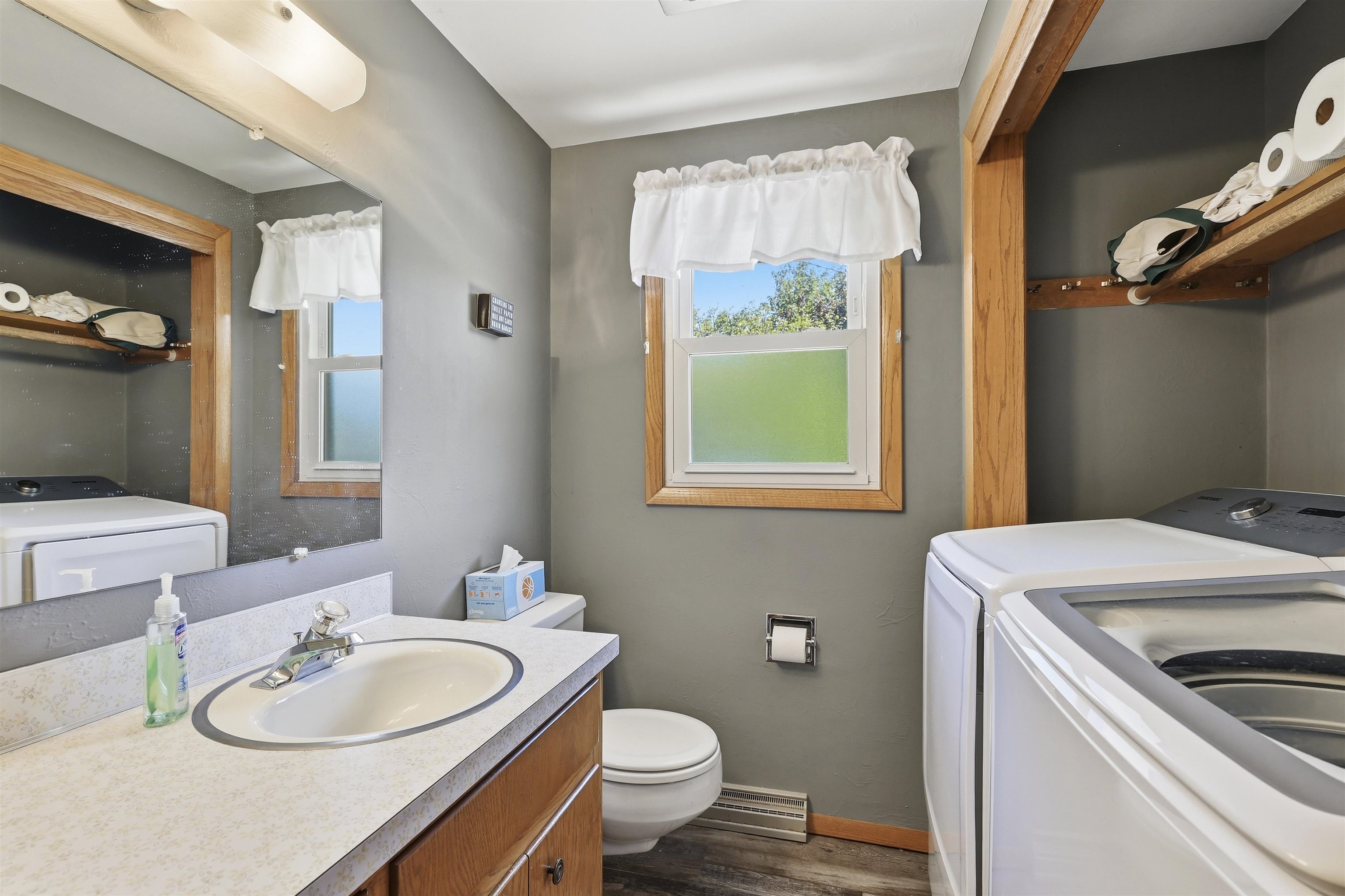 1530 Glen Road Green Bay, WI 54313 - Photo 11 of 34