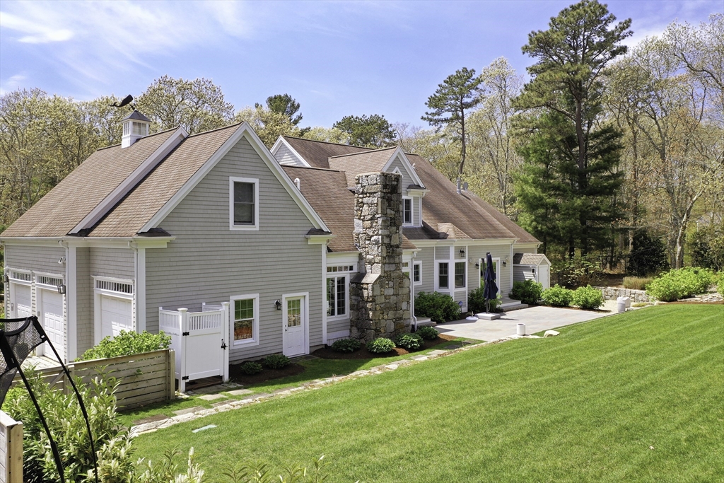 5 Pasture Road Bourne, MA 02534 - Photo 32 of 37 a view of a yard in front of house
