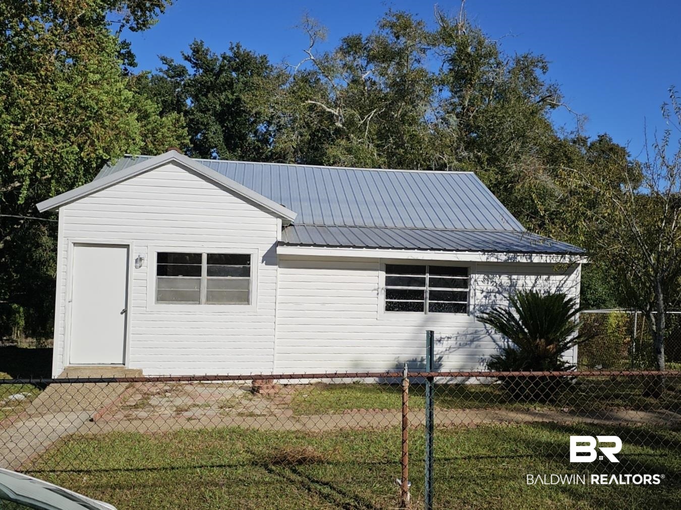 17 Ryan Street Mobile, AL 36611 - Photo 1 of 13