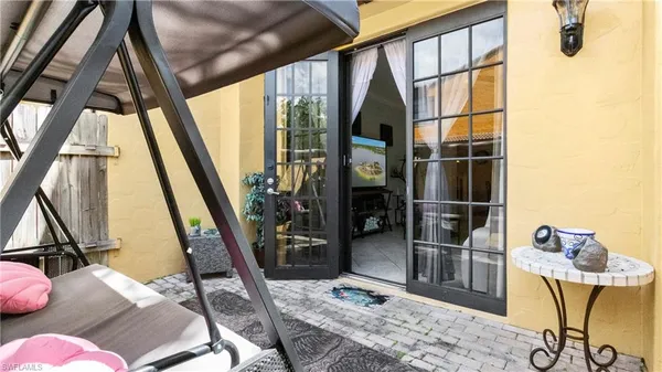 $399,000 | 9080 Chula Vista Street, Unit 10401, Naples, FL 34113