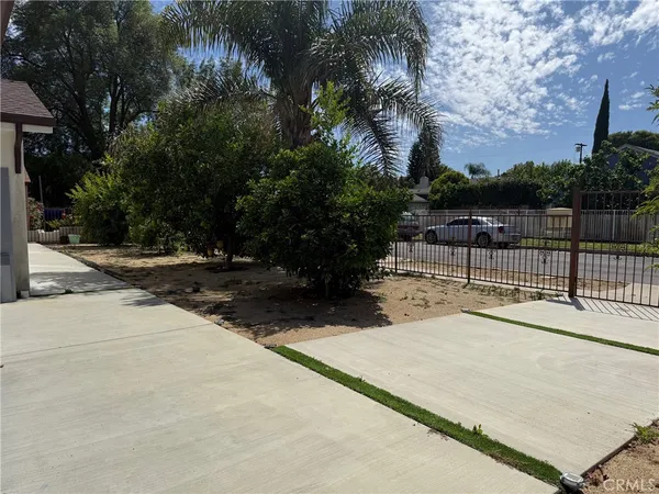 $2,200 | 7120 1/2 Quartz Avenue, Winnetka, CA 91306