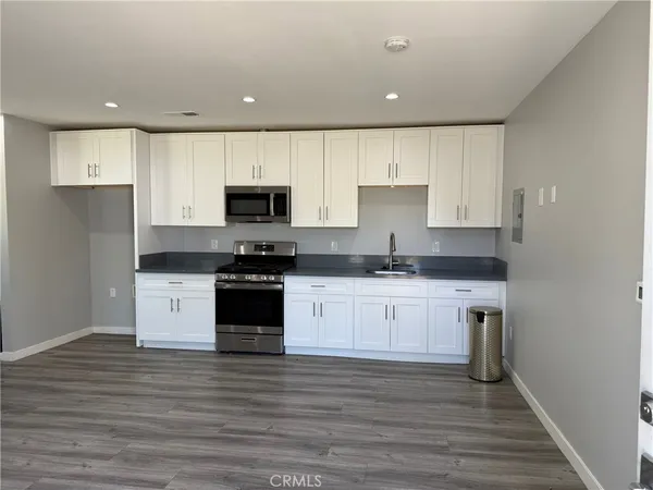 $2,200 | 7120 1/2 Quartz Avenue, Winnetka, CA 91306