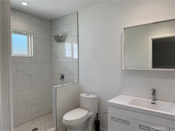 $2,200 | 7120 1/2 Quartz Avenue, Winnetka, CA 91306