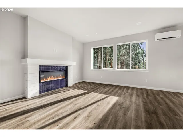 $547,800 | 2360 Northwest 3rd Street, Gresham, OR 97030