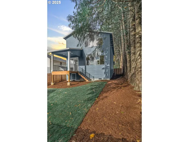 $547,800 | 2360 Northwest 3rd Street, Gresham, OR 97030