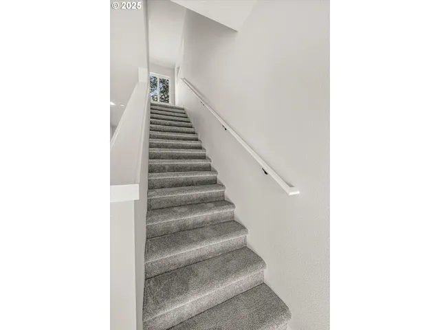 $547,800 | 2360 Northwest 3rd Street, Gresham, OR 97030