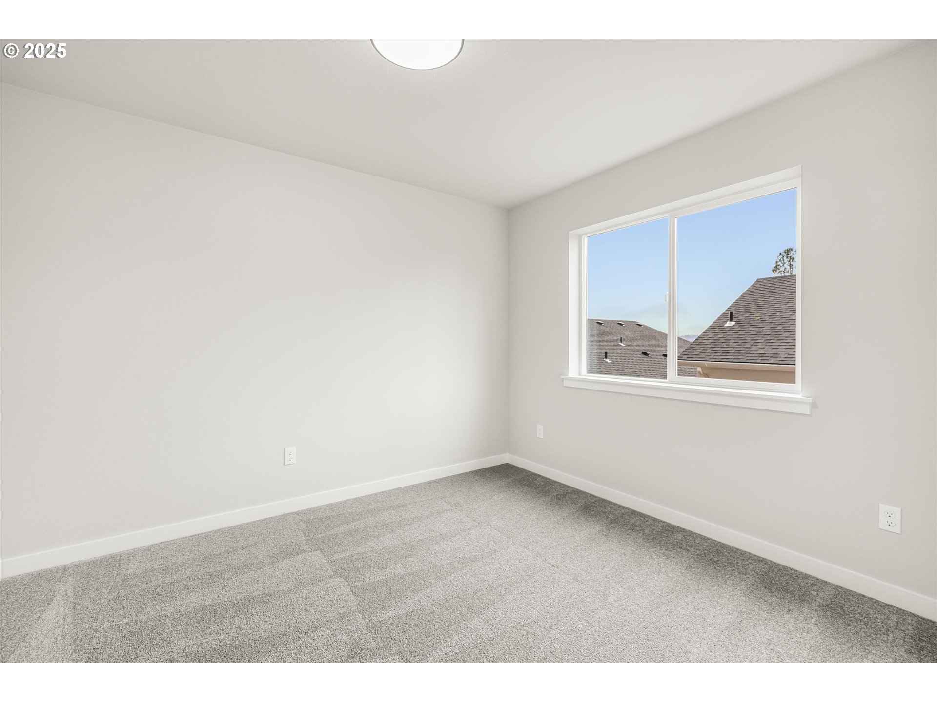 2360 Northwest 3rd Street Gresham, OR 97030 - Photo 40 of 45 an empty room with a window