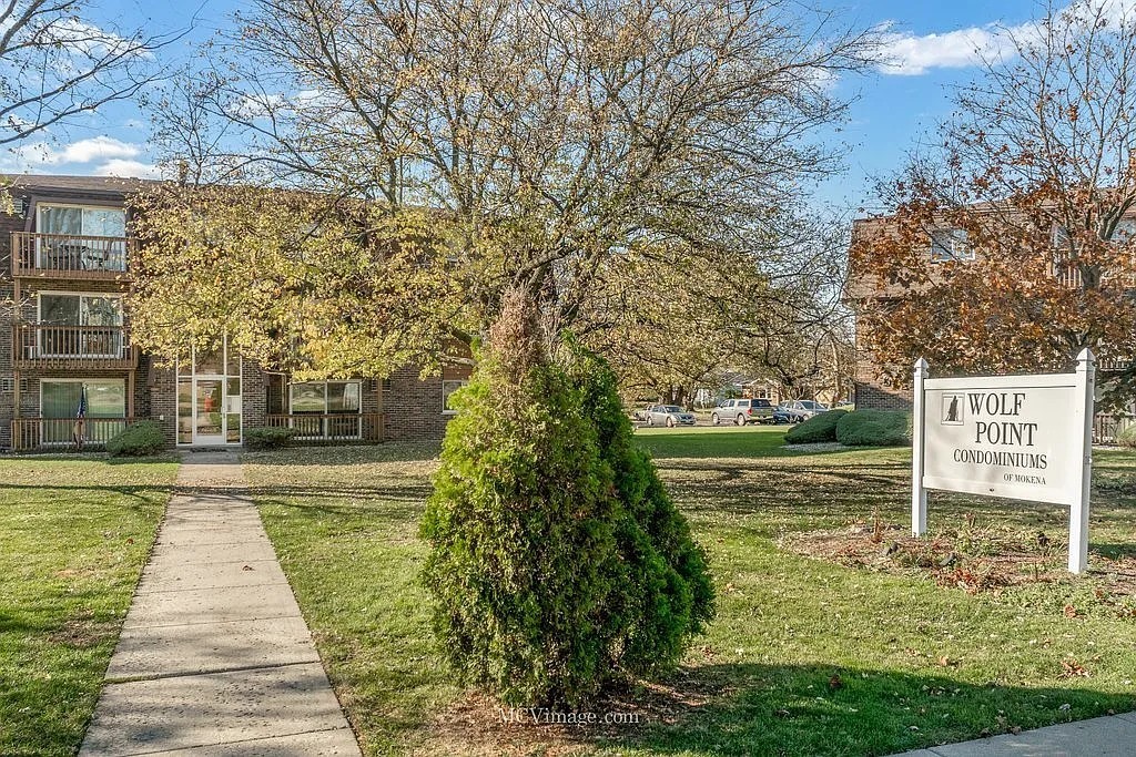 19360 Wolf Road, Unit 8 Mokena, IL 60448 - Photo 23 of 23 a view of a street with a building in the background
